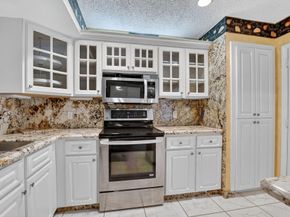 6758 Canary Palm Circle 1, Boca Raton FL 33433