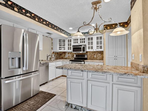 6758 Canary Palm Circle 1, Boca Raton FL 33433