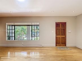 2810 Crystal Court, Miami FL 33133