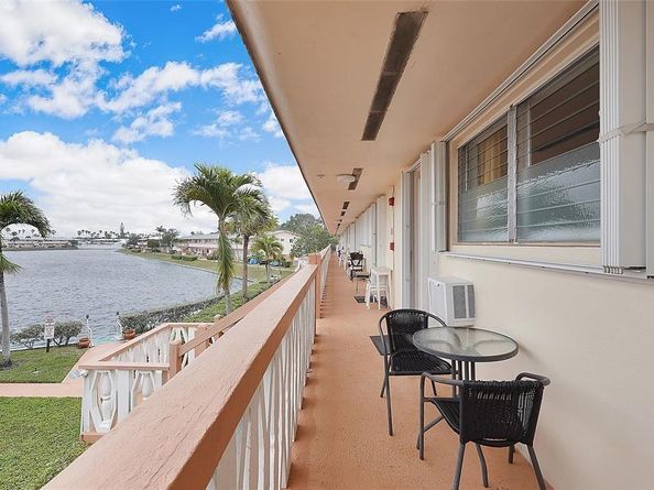 1000 SW 10th Ave 22, Hallandale Beach FL 33009