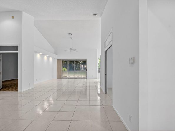 8812 Shoal Creek Lane, Boynton Beach FL 33472