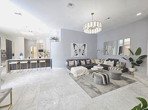 1811 Eagle Trace Boulevard W, Coral Springs FL 33071