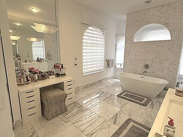 1811 Eagle Trace Boulevard W, Coral Springs FL 33071