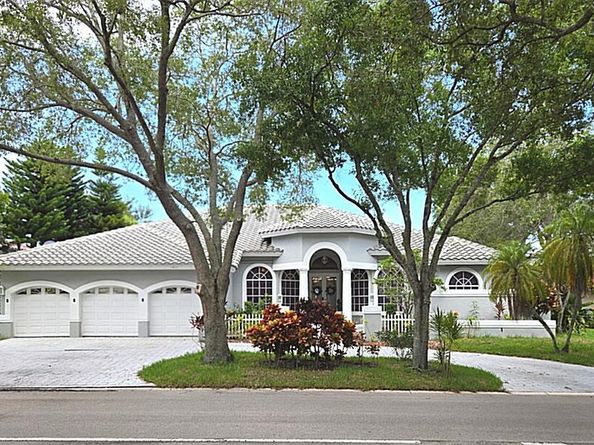 1811 Eagle Trace Boulevard W, Coral Springs FL 33071
