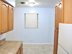 2724 NW 2nd St, Pompano Beach FL 33069