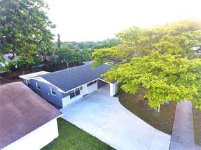 2724 NW 2nd St, Pompano Beach FL 33069