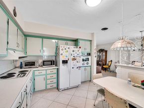 202 SW 53 Ave, Plantation FL 33317