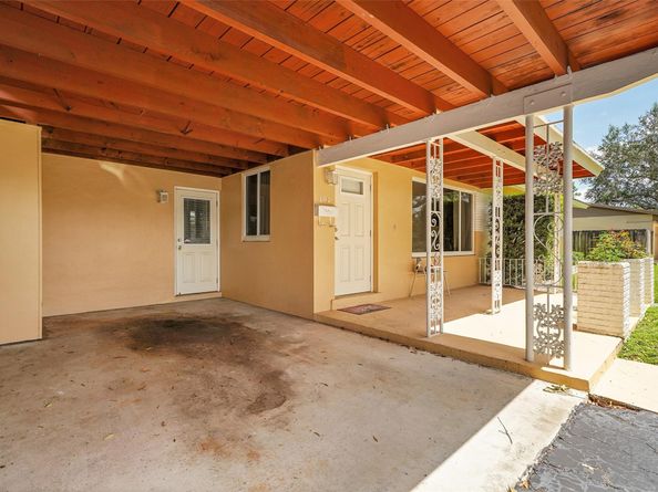 202 SW 53 Ave, Plantation FL 33317