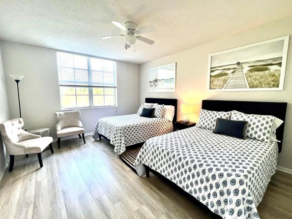 11790 Saint Andrews Place 203, Wellington FL 33414