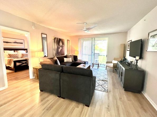 11790 Saint Andrews Place 203, Wellington FL 33414