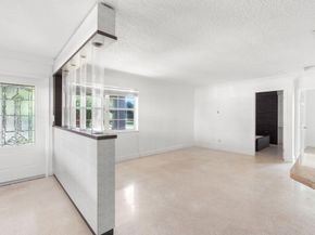 1498 NE 39th St, Oakland Park FL 33334