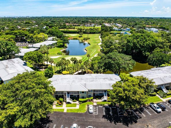 18 Westgate Lane A, Boynton Beach FL 33436