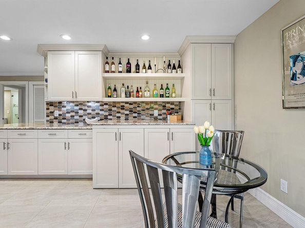 18 Westgate Lane A, Boynton Beach FL 33436