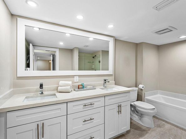 18 Westgate Lane A, Boynton Beach FL 33436