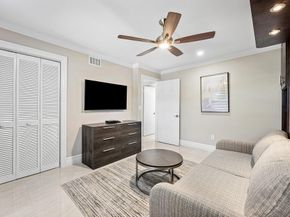 18 Westgate Lane A, Boynton Beach FL 33436