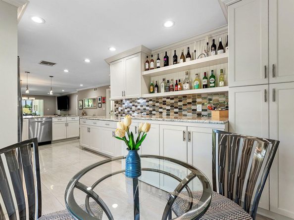 18 Westgate Lane A, Boynton Beach FL 33436