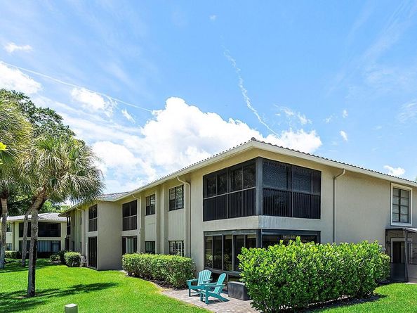18 Westgate Lane A, Boynton Beach FL 33436