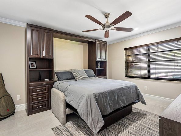 18 Westgate Lane A, Boynton Beach FL 33436