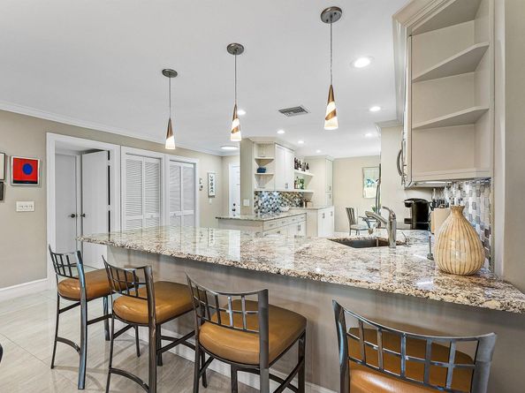 18 Westgate Lane A, Boynton Beach FL 33436