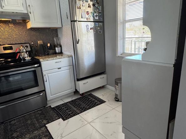 33 Abbey Lane 207, Delray Beach FL 33446