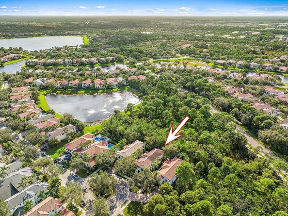 885 Taft Court, Palm Beach Gardens FL 33418