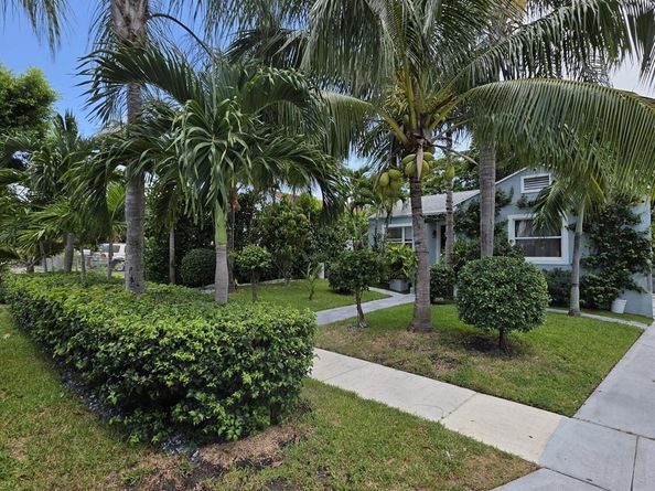 727 Glenridge Drive, West Palm Beach FL 33405