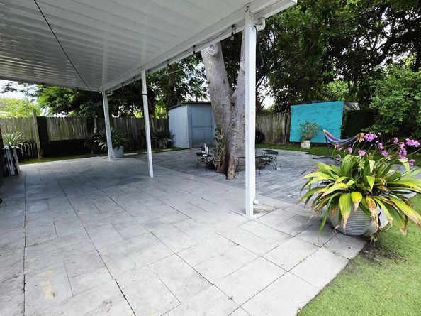 727 Glenridge Drive, West Palm Beach FL 33405