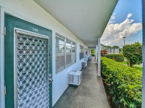 169 Oakridge L 169, Deerfield Beach FL 33442