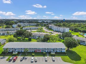 169 Oakridge L 169, Deerfield Beach FL 33442