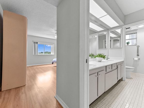 6768 10th Avenue N 316, Lake Worth FL 33467