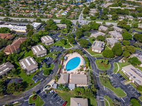 9998 N Belfort Cir 9998, Tamarac FL 33321
