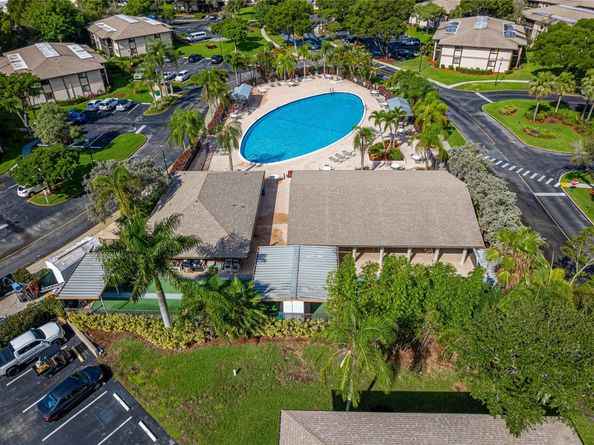 9998 N Belfort Cir 9998, Tamarac FL 33321