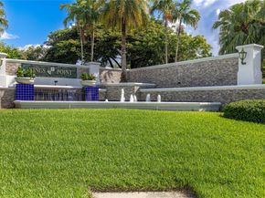 9998 N Belfort Cir 9998, Tamarac FL 33321
