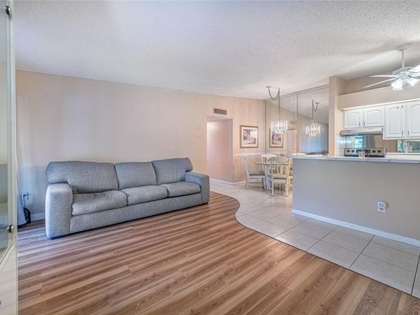 9998 N Belfort Cir 9998, Tamarac FL 33321