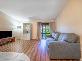 9998 N Belfort Cir 9998, Tamarac FL 33321