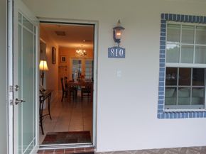810 N Golf Drive, Hollywood FL 33021