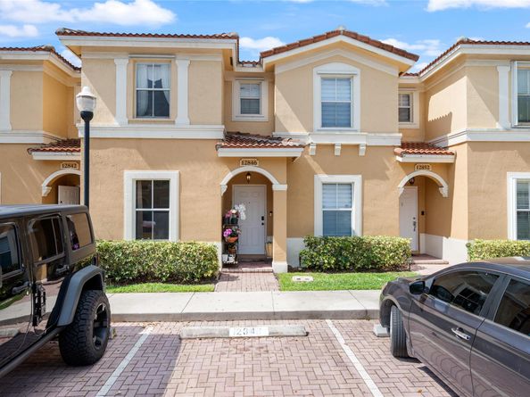 Undisclosed Address #FX-10501533, Miramar FL 33027