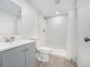 7770 Tahiti Lane 405, Lake Worth FL 33467