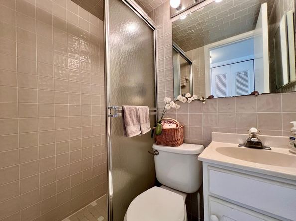 143 Chatham G, West Palm Beach FL 33417