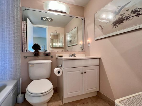 143 Chatham G, West Palm Beach FL 33417