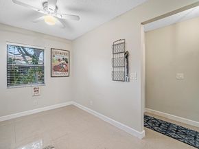 241 Meadows Drive 241, Boynton Beach FL 33436