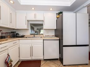 8821 NW 38th Drive 205a, Coral Springs FL 33065