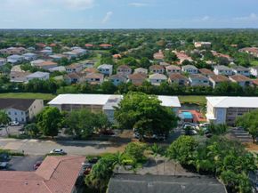 8821 NW 38th Drive 205a, Coral Springs FL 33065