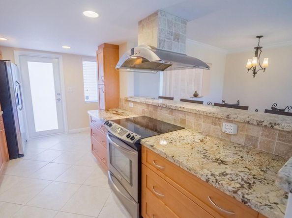 300 E Royal Palm Road 42b, Boca Raton FL 33432