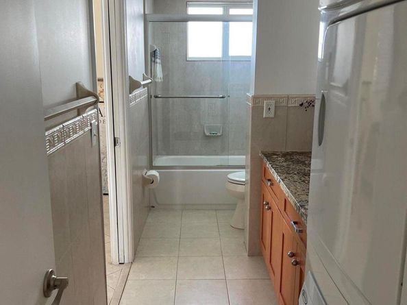 300 E Royal Palm Road 42b, Boca Raton FL 33432