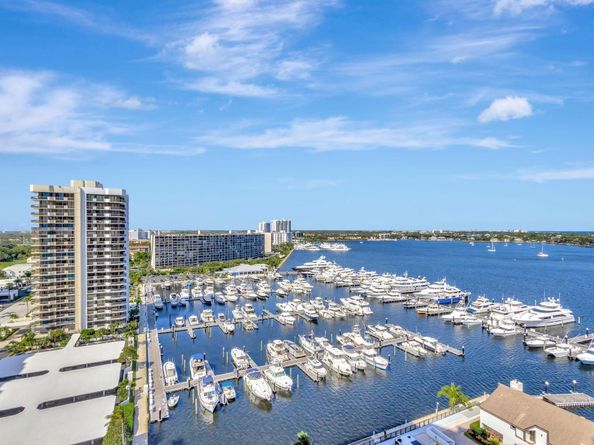 100 Lakeshore Drive 1454, North Palm Beach FL 33408