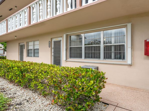 419 Chatham U, West Palm Beach FL 33417