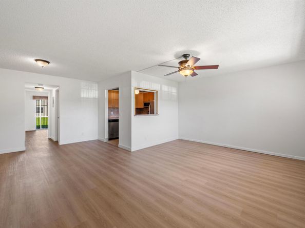 419 Chatham U, West Palm Beach FL 33417