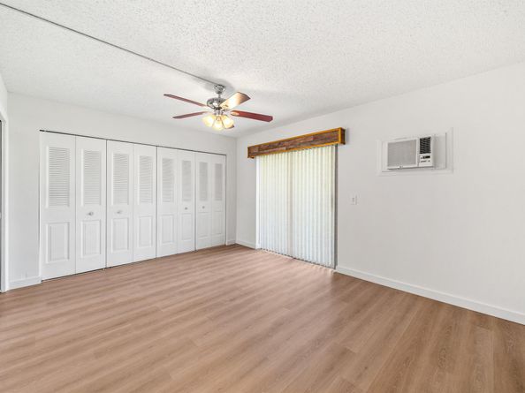 419 Chatham U, West Palm Beach FL 33417