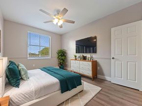 2060 Greenview Shores Boulevard 323, Wellington FL 33414